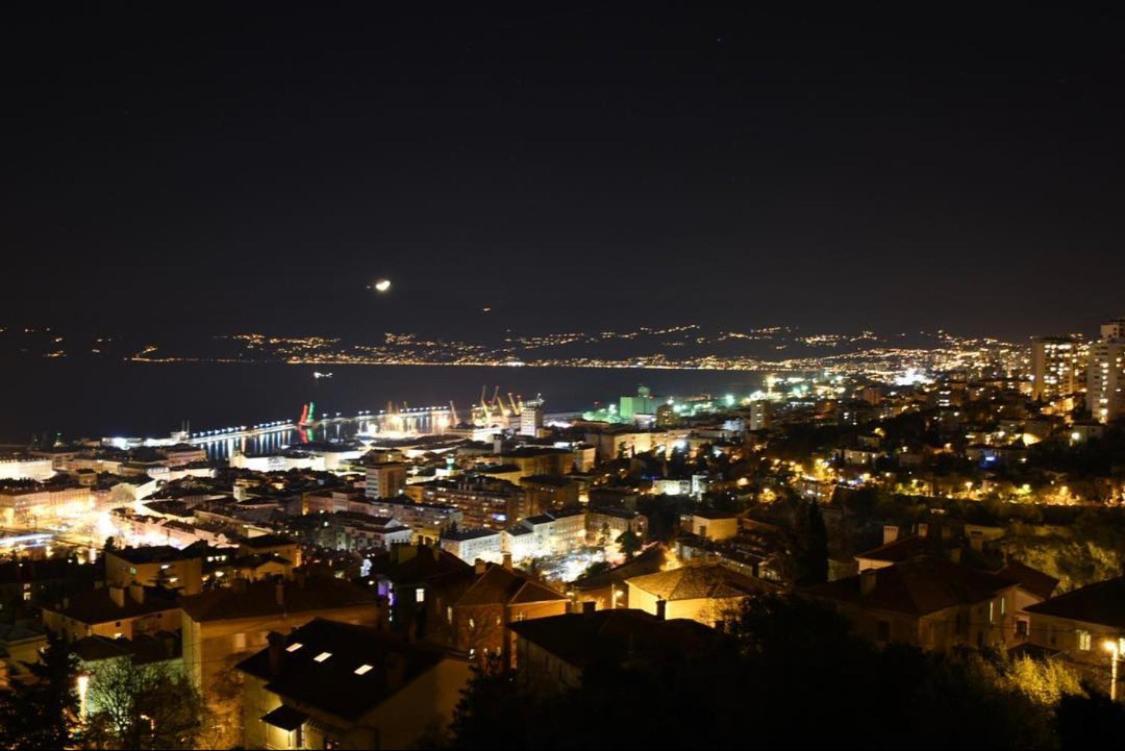 Linden Trsat With Balcony Apartment Rijeka Luaran gambar